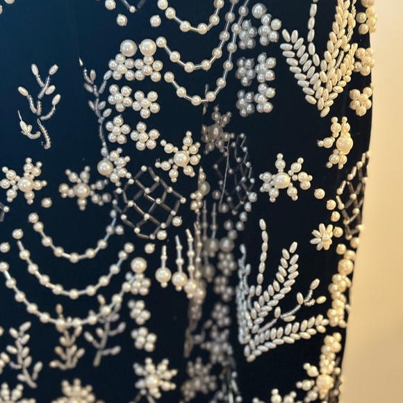 ONE of a KIND ELEGANT PARIS BLACK VELVET- PEARL BEADED GOWN - Picture 16 of 16